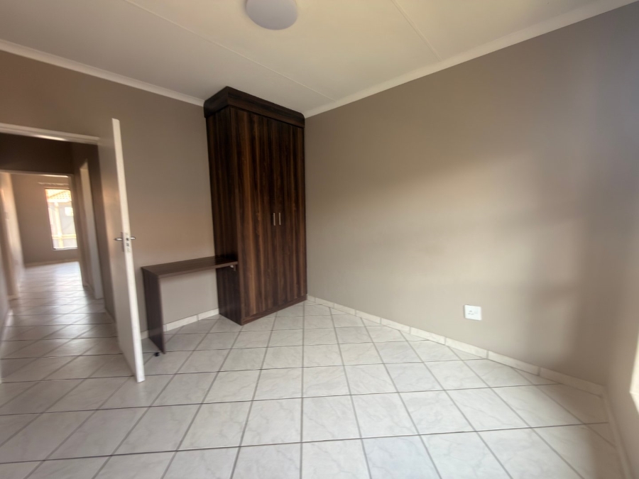 3 Bedroom Property for Sale in Melodie North West